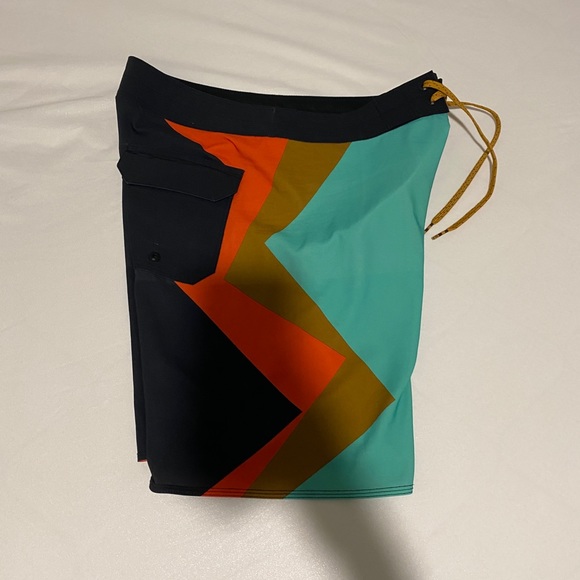 billabong airlite boardshort trunk 28 - Picture 3 of 3